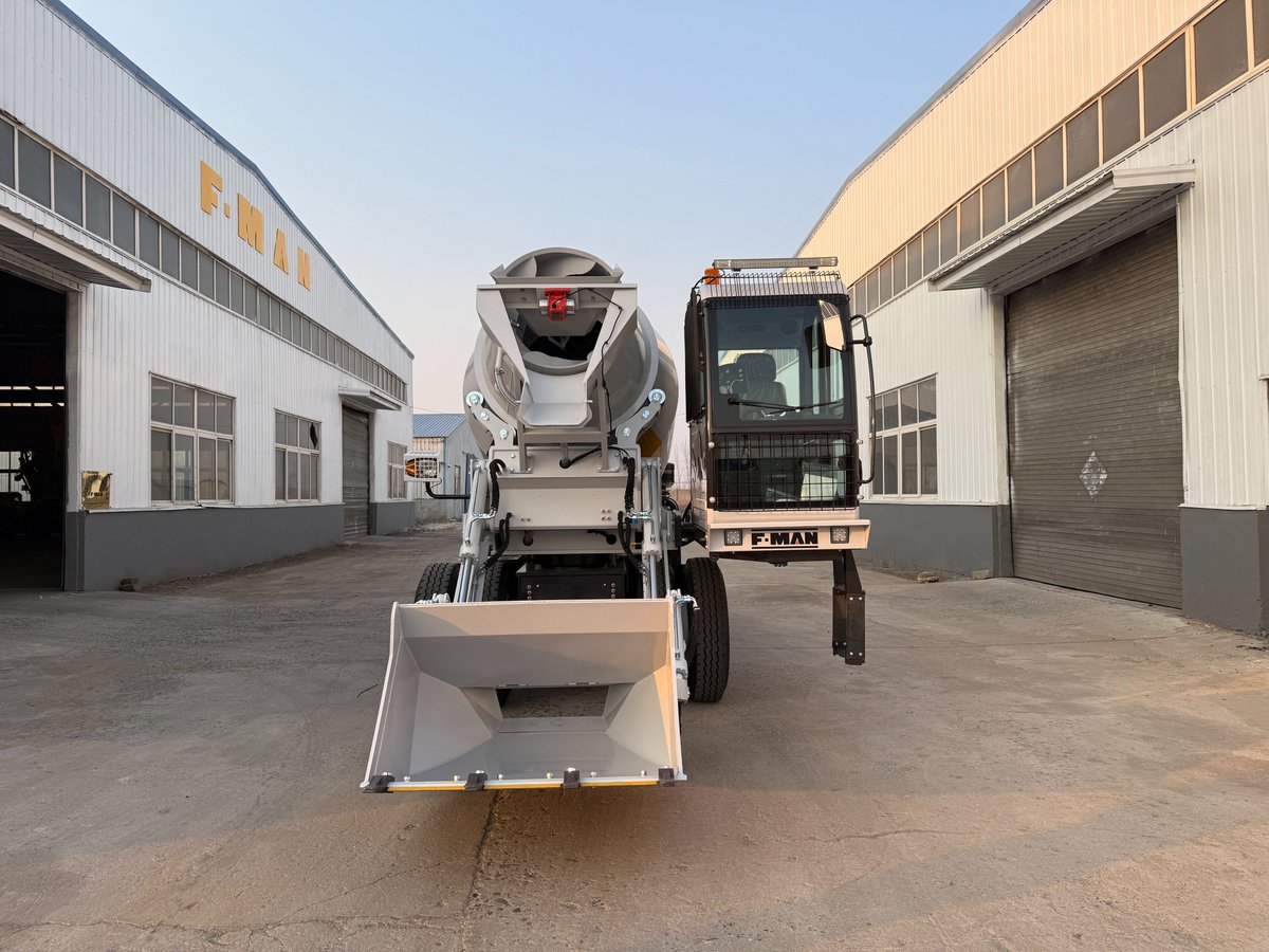 FmanMachines's tweet photo. FMAN FM535SLA Self-Loading Mixer
3.5m³ | Self-Load | Self-Mix | 270° Discharge
Powerful. Compact. Productive.
#FMAN #FM535SLA #ConcreteMixer #SelfLoadingMixer #HeavyMachinery https://t.co/XpNJYeVNVh