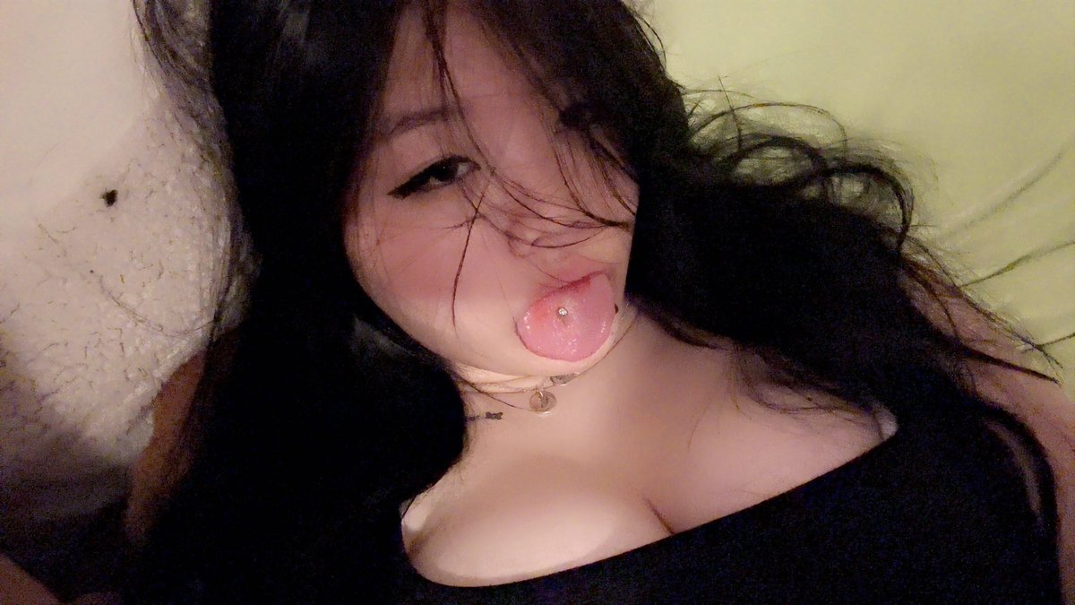 Doogielovesu's tweet image. goofdnighth ᓚ₍⑅^- .-^₎ -ᶻ 𝗓 𐰁
#valtwt #discord #meow #egirl #moots