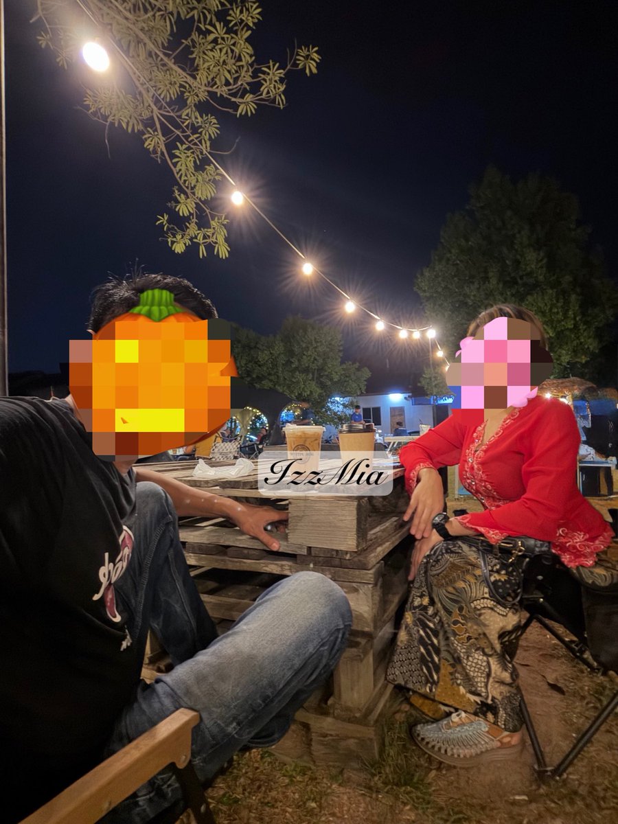 funpair_3230's tweet photo. Raya ke berapa eh ? https://t.co/a4smWl5Ij0