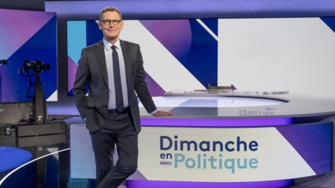 francetvpro's tweet image. 👥 #Invités | #France3 

Ce week-end, dans @DimPolitique, @letellier_ftv reçoit :

🔵 @HerveMarseille, président de l’UDI et des sénateurs Union centriste

🔵 @YaelBRAUNPIVET, présidente de l’Assemblée nationale

▶️ Dim 12/04 à 11.55 | France 3 &amp;amp; france.tv