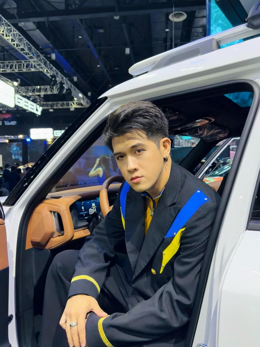 PHPPearls's tweet photo. @xxivchrls [UPDATE : CHRLS] 
20260410

PRESS HIT PLAY AT MIAS
@PressHitPlay
#Press_Hit_Play #DeepalPH #ManilaInternationalAutoShow2026 #TouchTheFuture #AutoHubGroup https://t.co/fAgEt280wZ