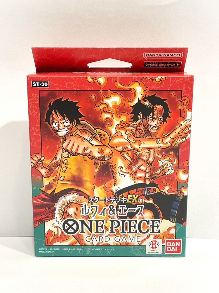 本日、新商品が入荷しました！ ONE PIECEカードゲーム スタートデッキ