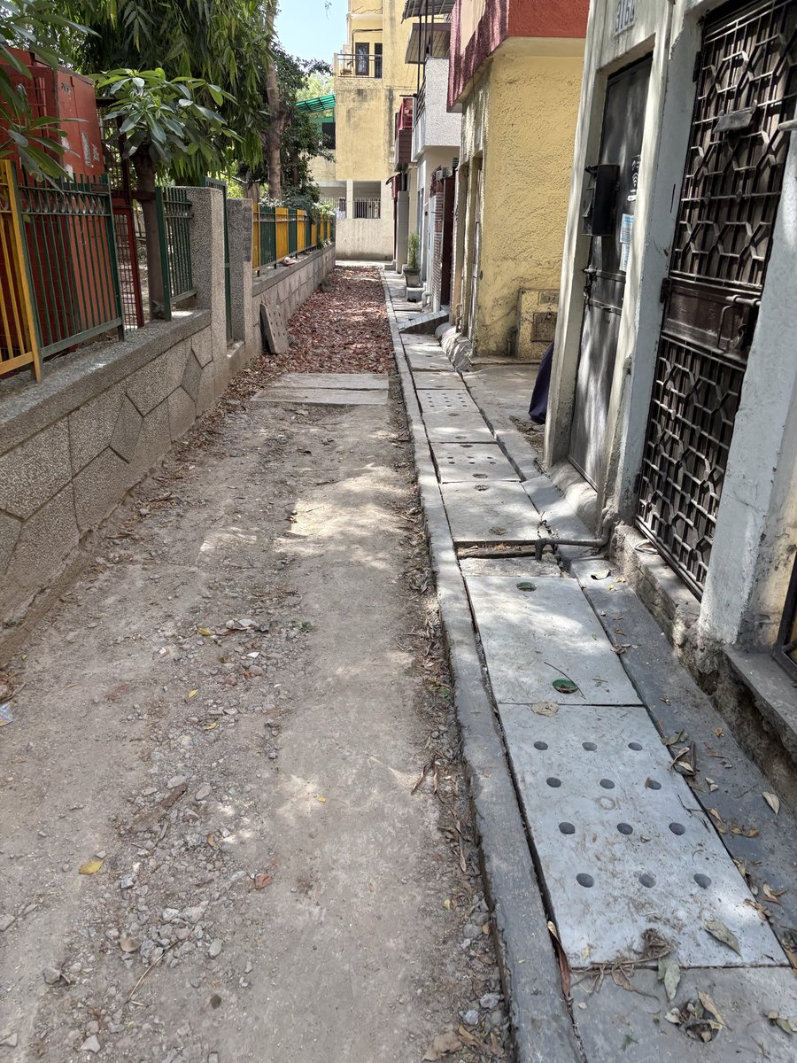 konark_07's tweet photo. @gupta_rekha Respected ma’am, the sewage line and repair work was started in the beginning of March 2026 in C3 SFS flats Janakpuri. 1. The work is still not completed. 2. The sewage covers are not changed. 3. Causing difficulty for the residents. https://t.co/3Relh2vUSY