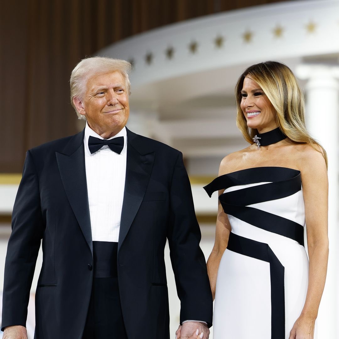 KuwlShow's tweet photo. There are NO unscripted, errant, emotionally unhinged, unplanned public reactions mistakes being made by Team Trump during these critical final days in this long Global Spiritual War.
And especially not by the Boss’s First Lady, Melania. Not a chance.
Melania eloquently pointed to the crude, vile, visible hand of the sly City of London’s goon, Jeffrey Epstein - their sick Island boy.
The City of London Is the Focus
A Comm for All With Eyes to See
Rothschilds
Central Banking
City of London
Lords (Lloyds) of London
Crown Corporation
District of Columbia
Federal Reserve System
Bretton Woods
MI6, CIA, 5 Eyes
Israel (Rothschilds)
NATO
UN
WEF
CCP
Iran
…….
👇🏼
🔥 Epstein’s Web
Evil 👉🏼Money👉🏼Power👉🏼Control
Rinse and repeat
No matter the costs
Ends justify the means
Love of money .. ROOT of all evil
Sometimes,
You can’t tell the people,
You have to show them.
Q
It always had to be this way
Our military was the only way
The battle has always been for our hearts, minds and souls.
Can’t Serve Two Masters
Truth vs Deception
Knowledge vs Ignorance
United vs Divided
Courage vs Fear
Peace vs Endless War
Purpose vs Pride
Selfless vs Selfish
The Great Remembrance is Here
The Choice is Ours
Truth Sets Us Free
@FLOTUS @POTUS
We The People • Faith over Fear