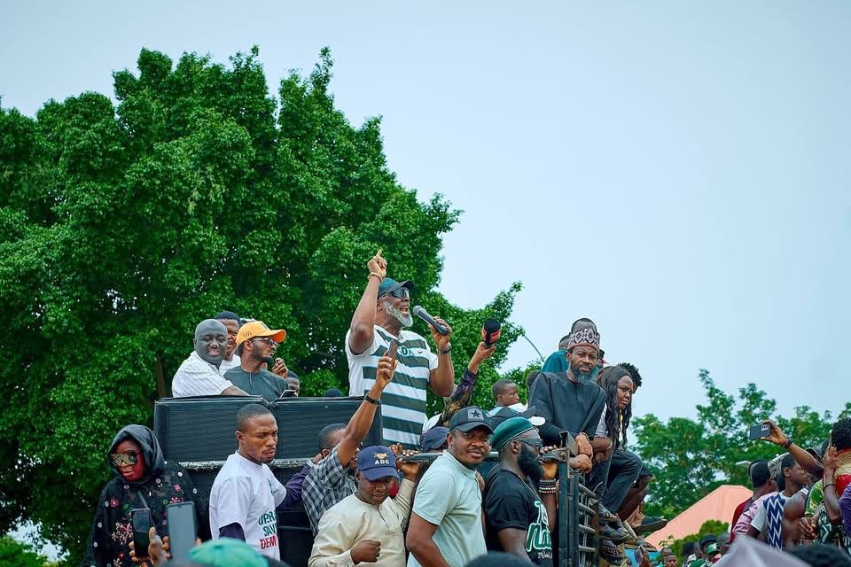 Senator Dino Melaye. (SDM) tweet media