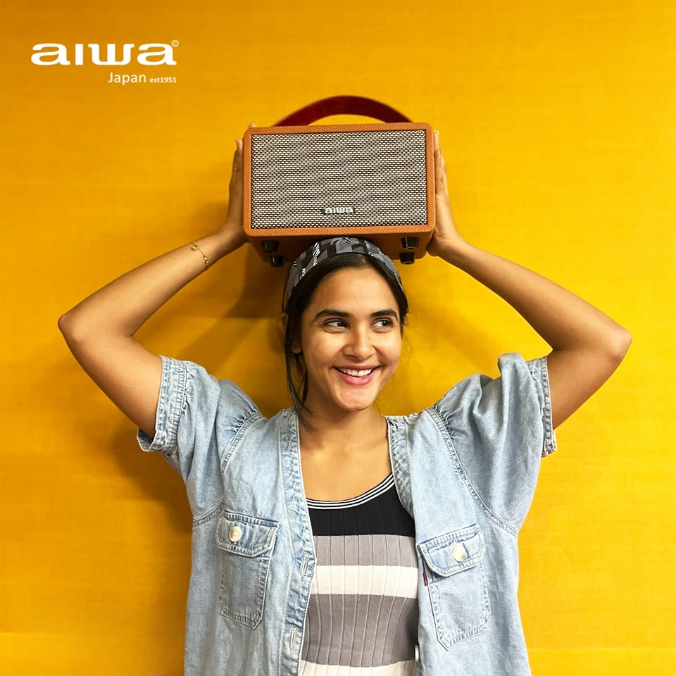 singh1945's tweet photo. https://t.co/LDYrVvHe0s

Aiwa Luxury Acoustics Upgrade your sound today. Shop now! 🔊✨
#MadeForIndia #BestSpeakersIndia #TechIndia #IndiaGadgets #SmartHomeIndia #BuyNow #UpgradeYourSound #ShopOnlineIndia #AiwaIndia #AiwaSound #FeelTheSound #PowerOfAudio #NextLevelSound #Viral https://t.co/p61HSbGEeF