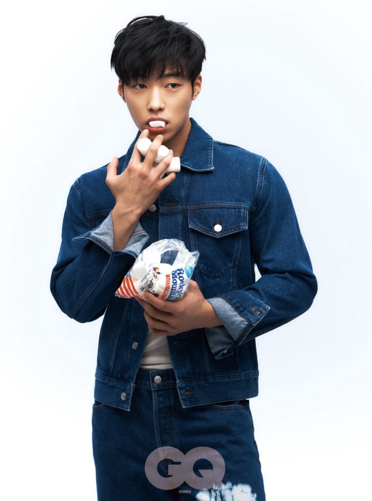 𝓑 ✮ tweet media