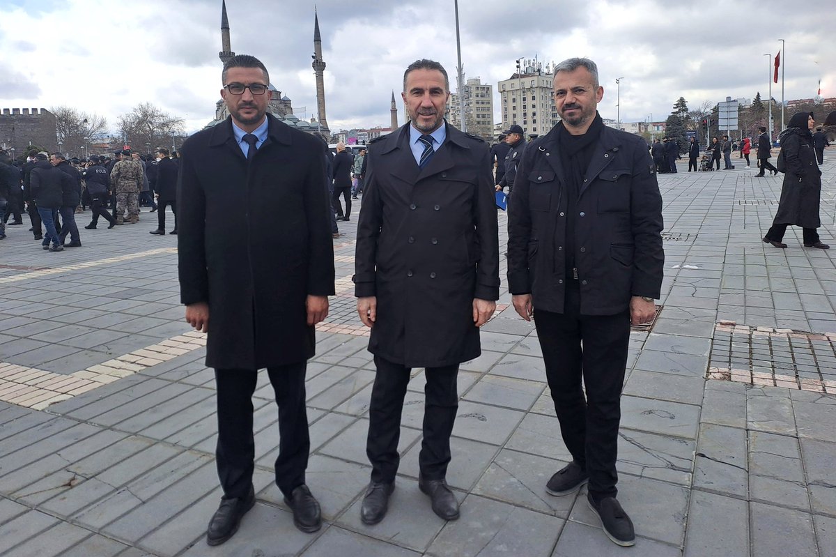 saadetkayseri's tweet photo. Saadet Partisi Kayseri İl Başkanımız Sayın Erdal Altun ve yönetim kurulu üyelerimizle birlikte, Kayseri Emniyet Müdürlüğü’nün 10 Nisan Polis Haftası kapsamında düzenlediği törene katılım sağladık.

Tüm emniyet mensuplarımıza şükranlarımızı sunuyor, Polis Haftası’nı kutluyoruz. https://t.co/hIJcuECtSf
