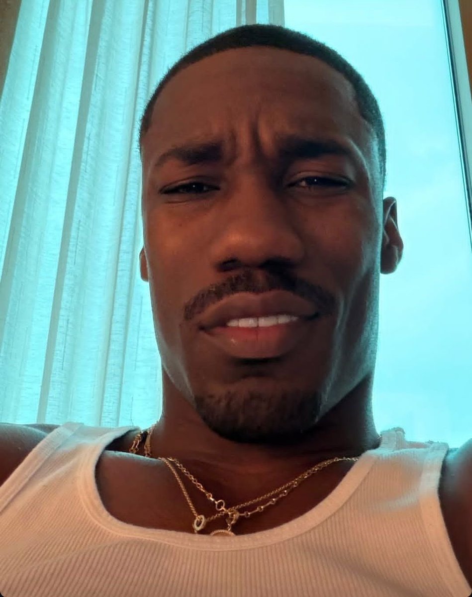 Male Central tweet media