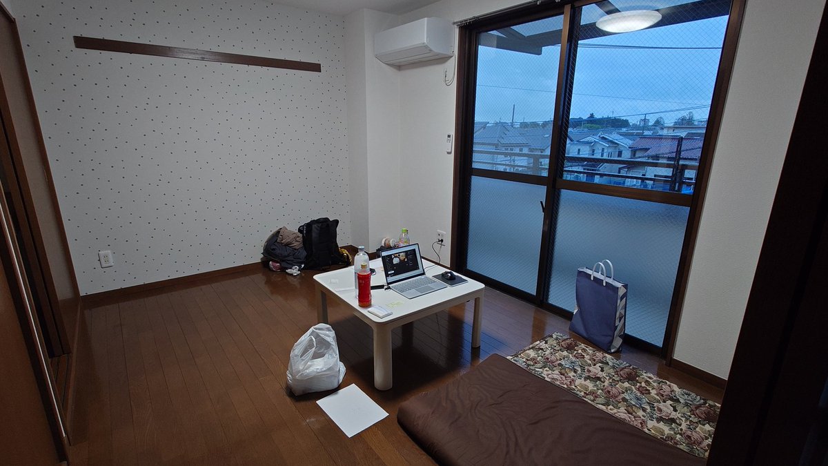 らぴす@瑠璃猫 tweet media