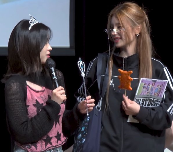 ≷ tami tweet media