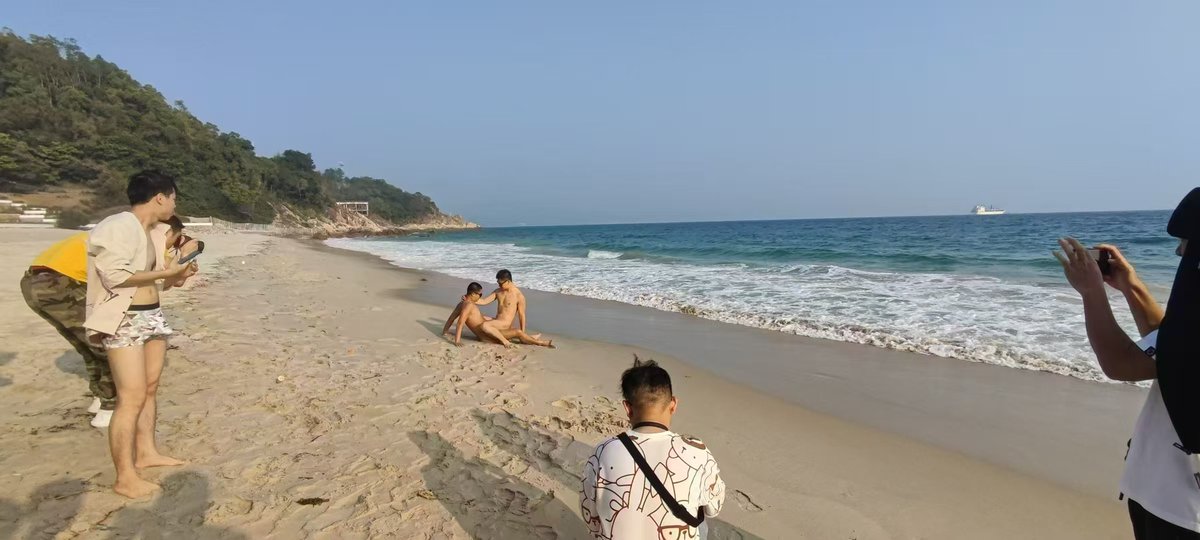 hu106969's tweet photo. 广州有合拍的么？ https://t.co/algIwuNpsy