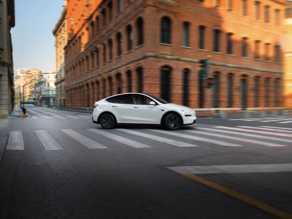 Tesla-mag.com tweet media