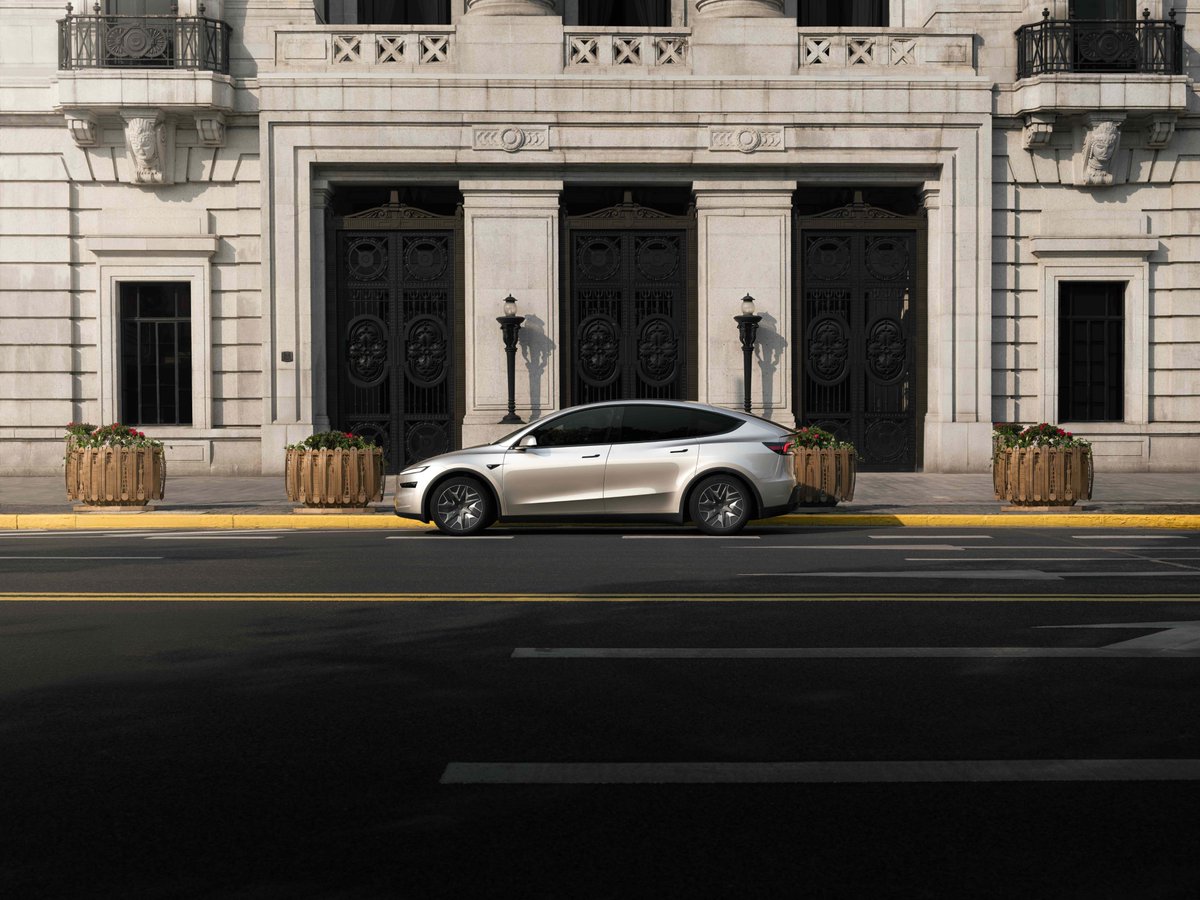 Tesla Asia tweet media