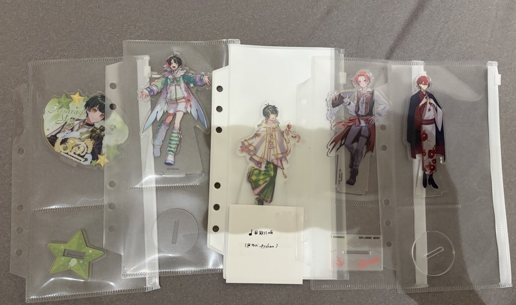 mumuczb's tweet photo. 担降りしたためお譲り先探しています。
まとめての方優先でお譲りします。
早めに手放したいのでまとめての場合のみ多少のお値下げ可能です。お気軽にお声掛けください。
譲）写真1-4
求）定価+送料（PayPay）
#いれいすグッズ買取
#すたぽらグッズ買取
#いれいすグッズ交換
#すたぽらグッズ交換 https://t.co/Z9RAnKTz1i