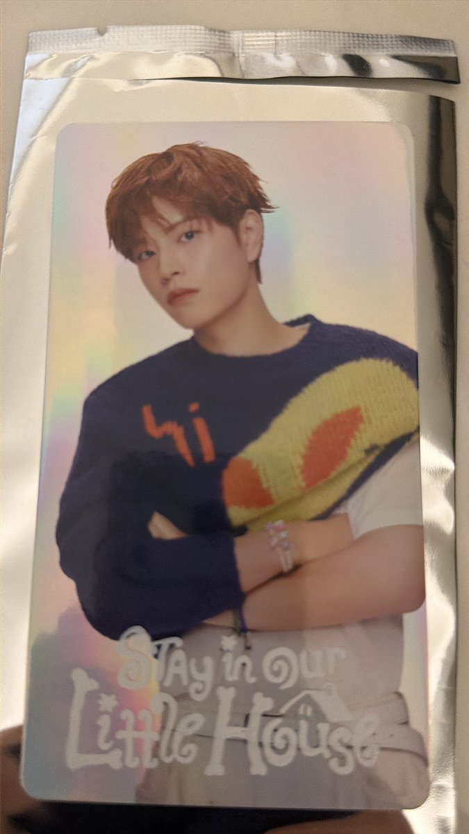 MAI2000320's tweet photo. スキズ straykids 交換 本国 ペンミ グッズ  STAY in Our Little House スペシャルトレカ

SPECIAL TRADING CARD
【譲】ホロ　スンミン🐶

【求】ヒョンジン🥟（どちらでも）

都内手渡しor郵送での交換希望です。
お気軽にお声がけお願いします 🙇‍♀️ https://t.co/wlrn0uNQVS