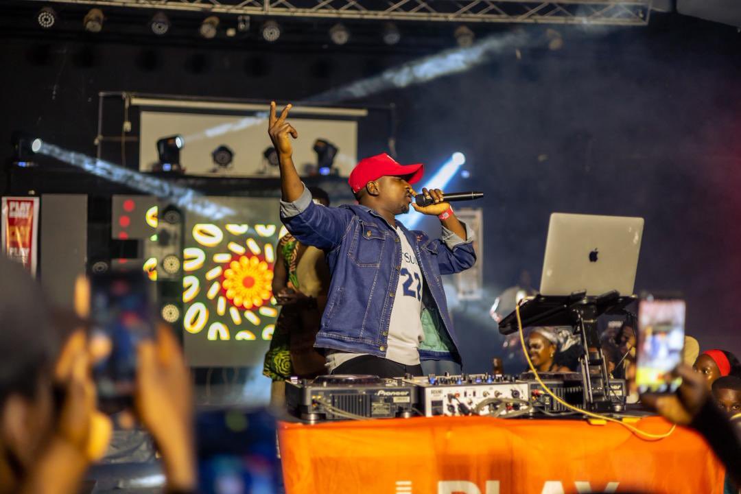 playhousefestug's tweet image. Blessings everywhere 🤗🤭@jahleadmusic x @srvictor256

#PlayHouseFest #PlayHouseEvents