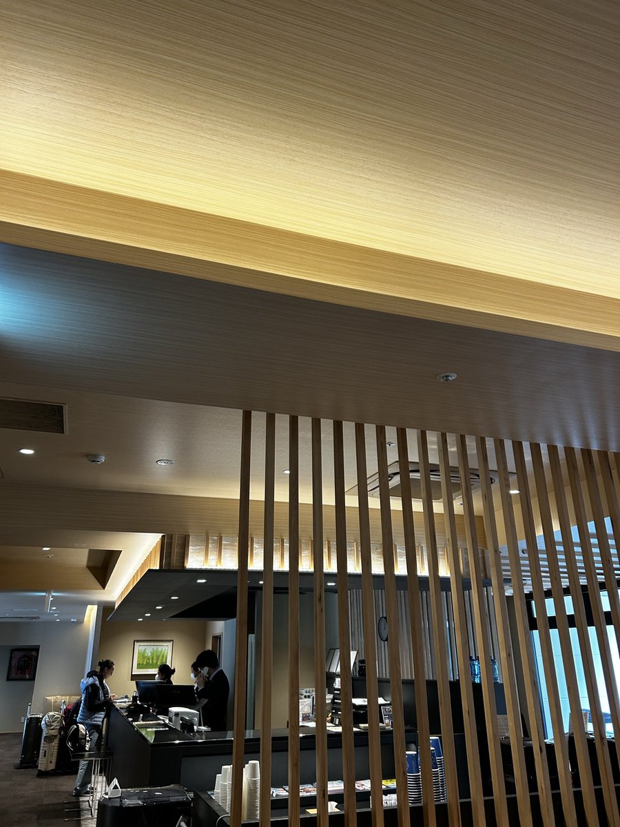 suenaga_kaichi's tweet image. 箱根湯本ホテル水明壮へ
水を使わないモダン植物アート

#箱根湯本水明壮
#hakone 
#suimeisou
#末永華一 
#suenagakaichi