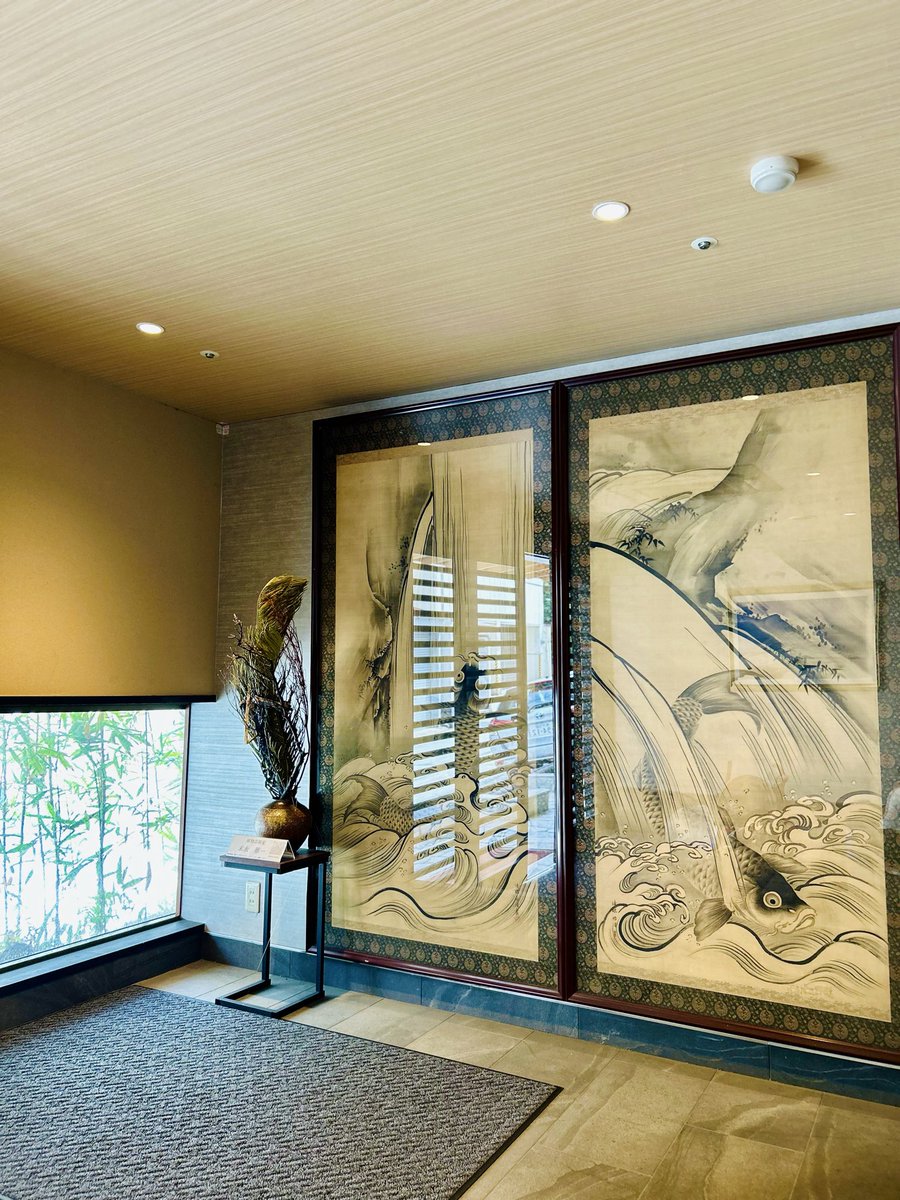 suenaga_kaichi's tweet image. 箱根湯本ホテル水明壮へ
水を使わないモダン植物アート

#箱根湯本水明壮
#hakone 
#suimeisou
#末永華一 
#suenagakaichi