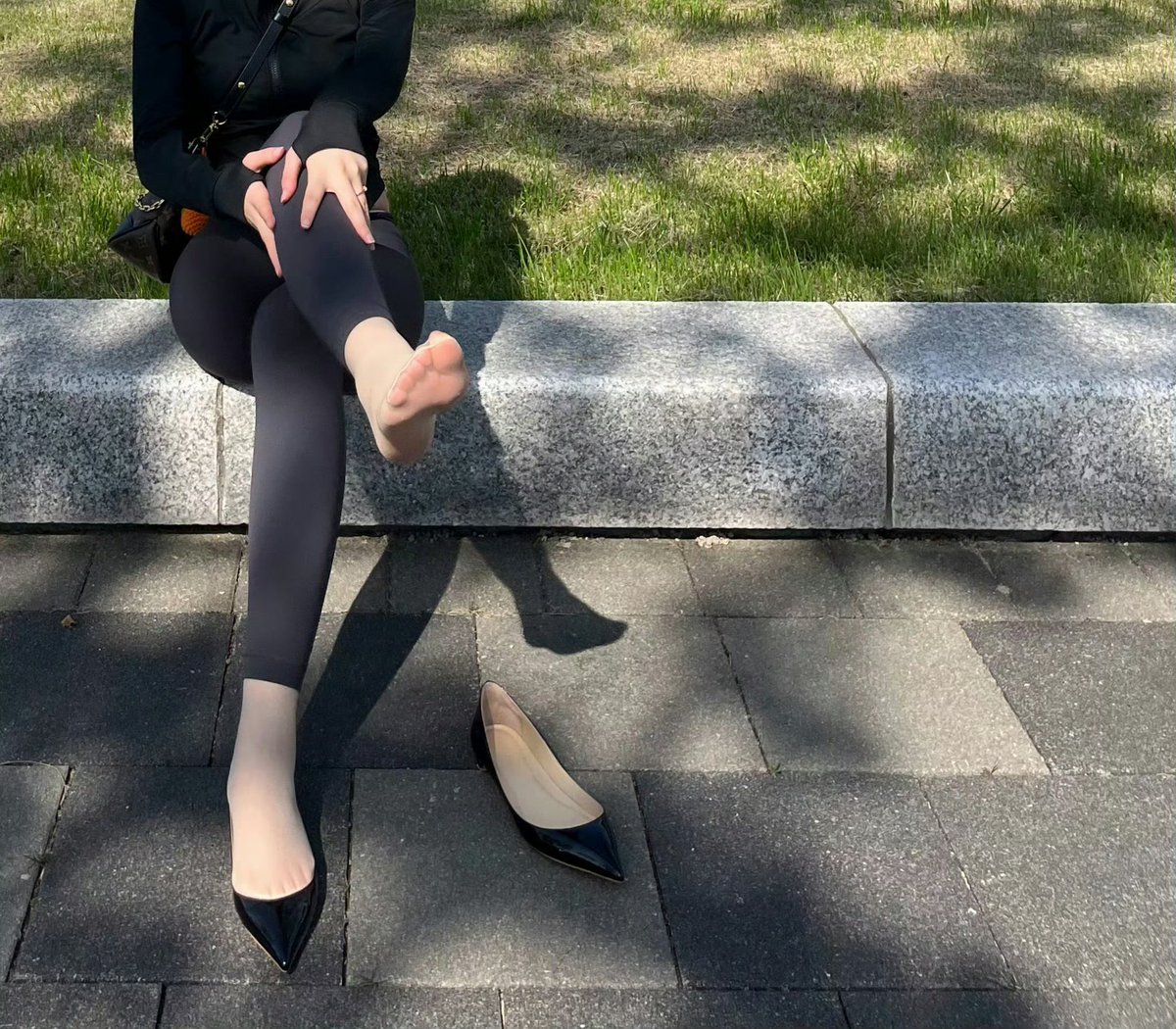 年轻的妈妈（私信只回口令） tweet media
