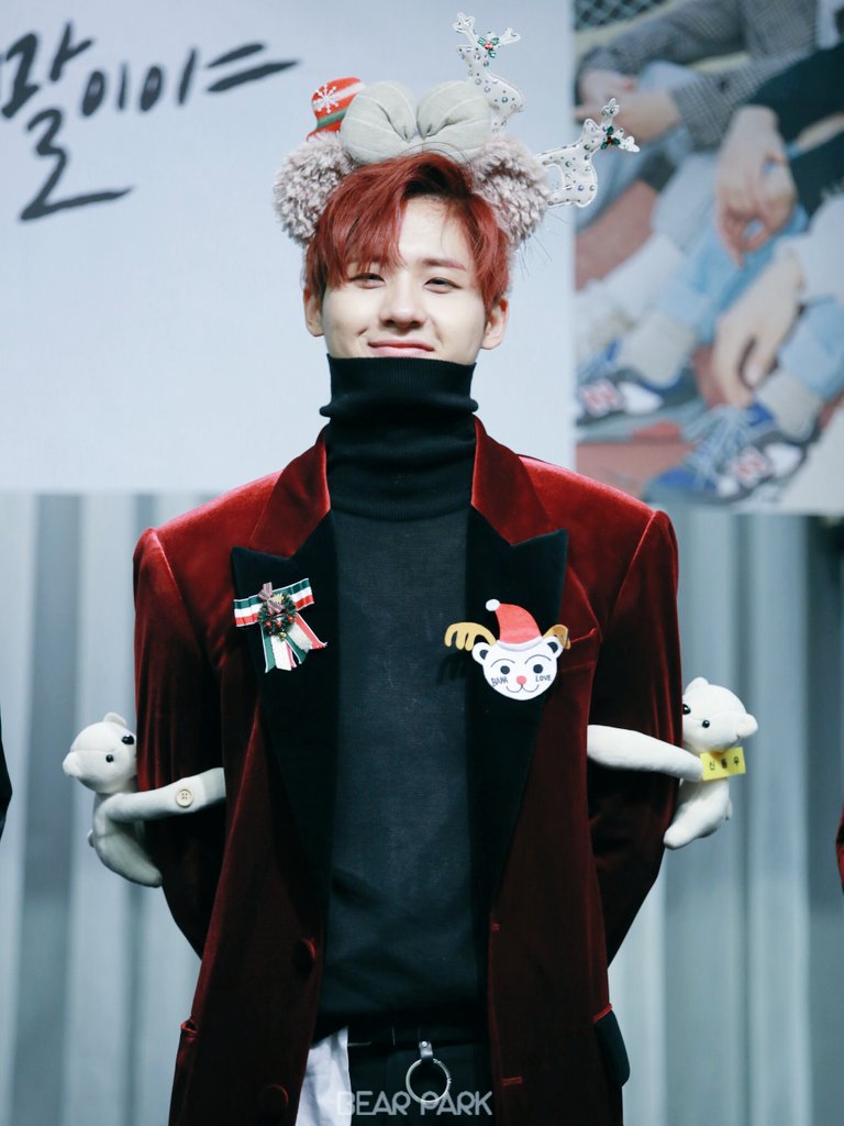 그린🍏 tweet media