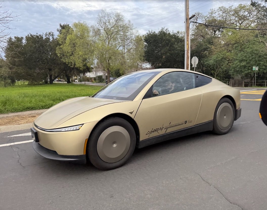 Tesla-mag.com tweet media