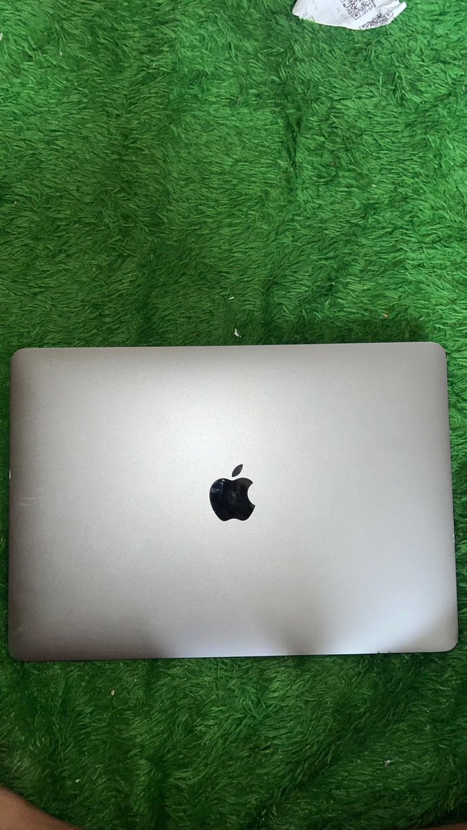 Unpadfess tweet media