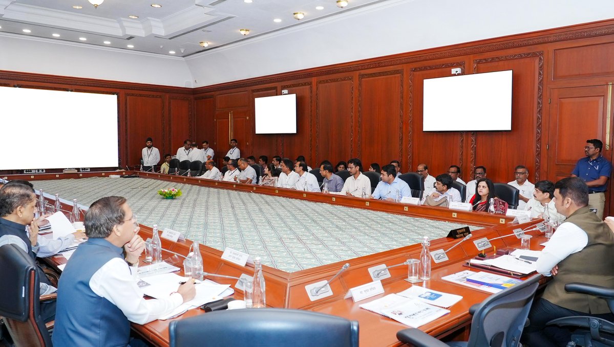 CMO Maharashtra tweet media