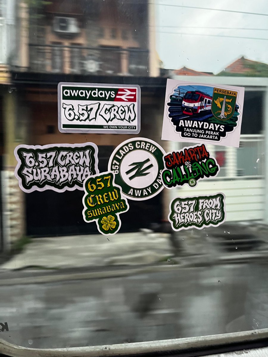 dimstrp's tweet photo. jakarta is calling🕊️
#persebaya #awaydays https://t.co/jfharbpPv1