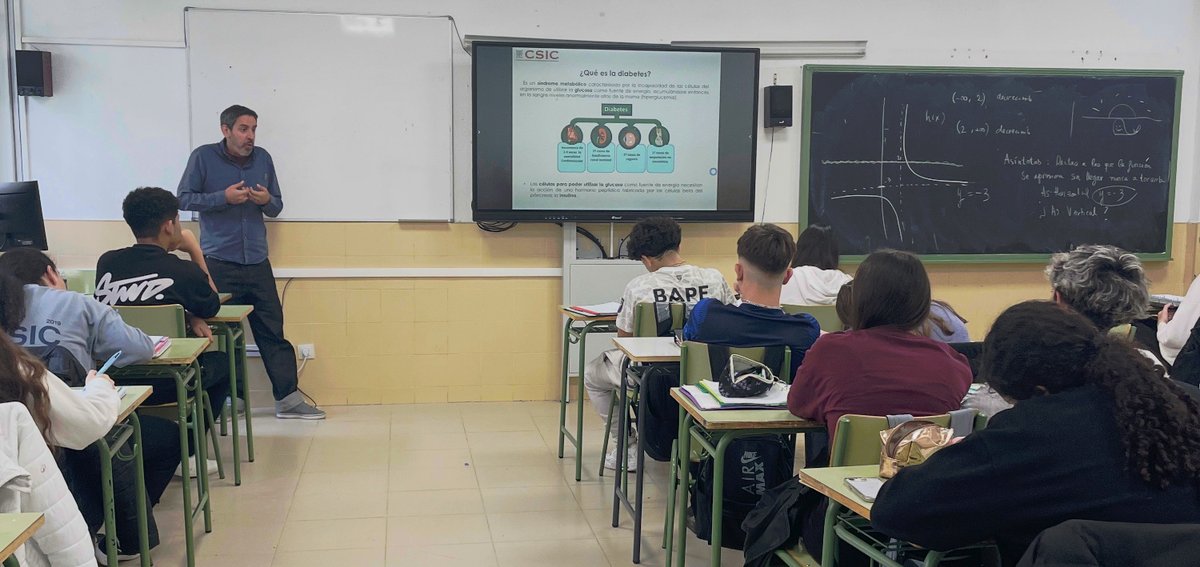 IIBmCSICUAM's tweet photo. 🗒️ El #IIBM en el catálogo de conferencias del @CSIC
para la Comunidad de Madrid   

✨ Alberto Bartolomé @a_bartolome imparte la charla: 

"Diabetes y células madre: explorando el fascinante mundo de la investigación en biología molecular" 👏👏
📍IES Palomeras-Vallecas https://t.co/V5G3UgxQy4