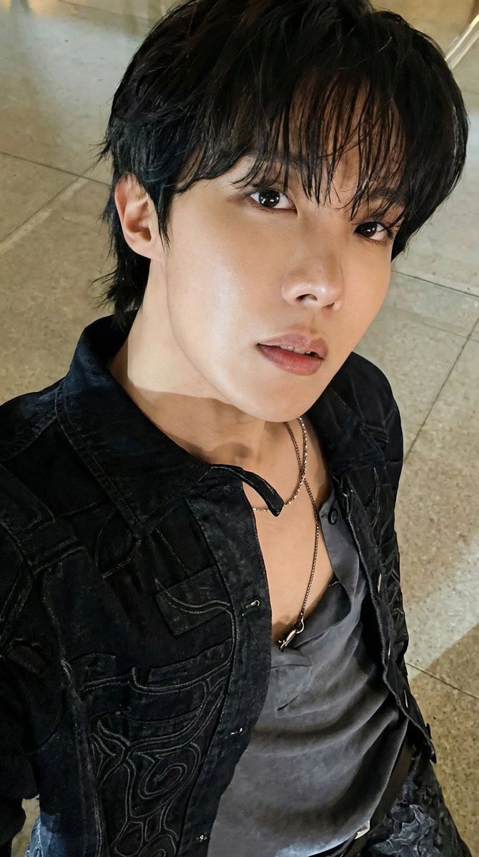 Anne⁷ ⊙⊝⊜ tweet media