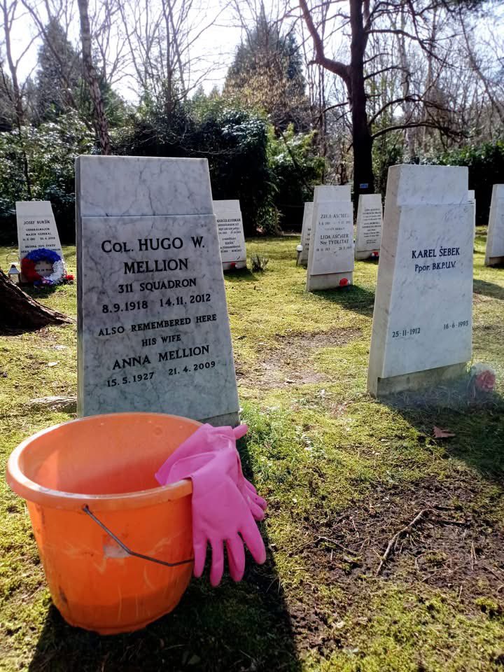 Memorial Association for Free CzechoslovakVeterans tweet media