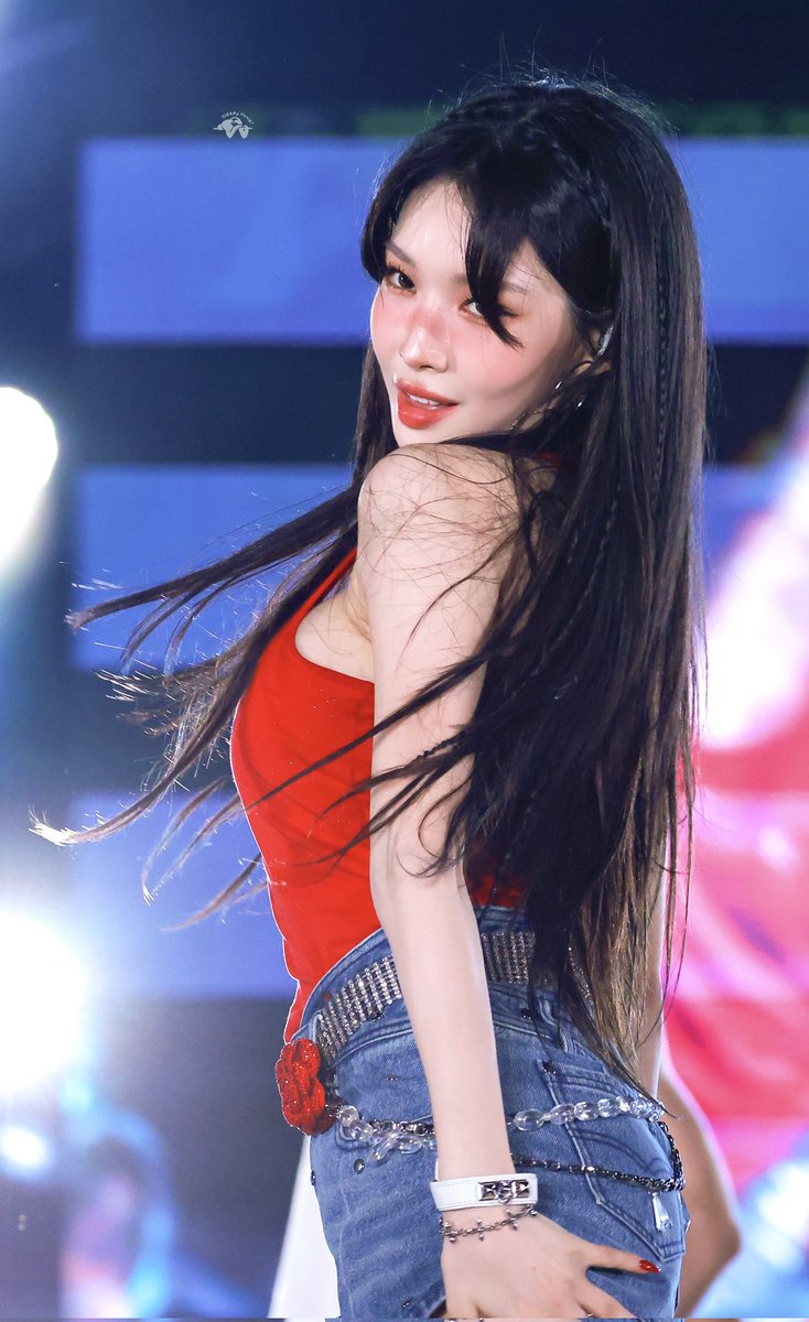 EVERYDAYCHUNGHA tweet media