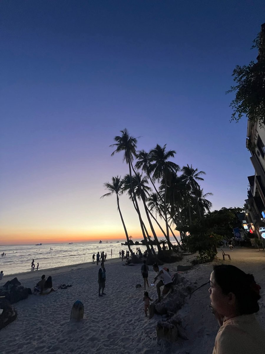 DosEquis tweet media