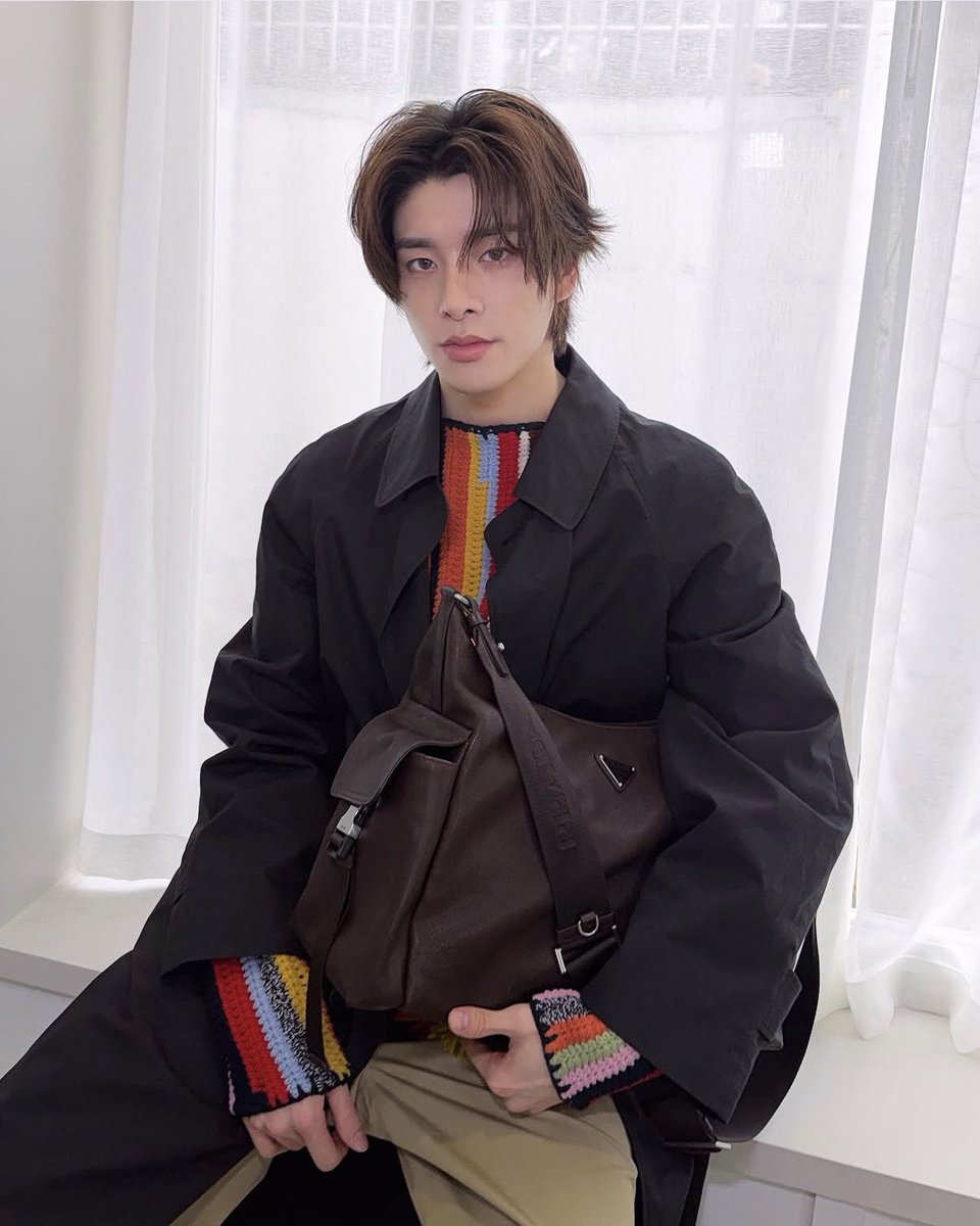 fleur you tweet media