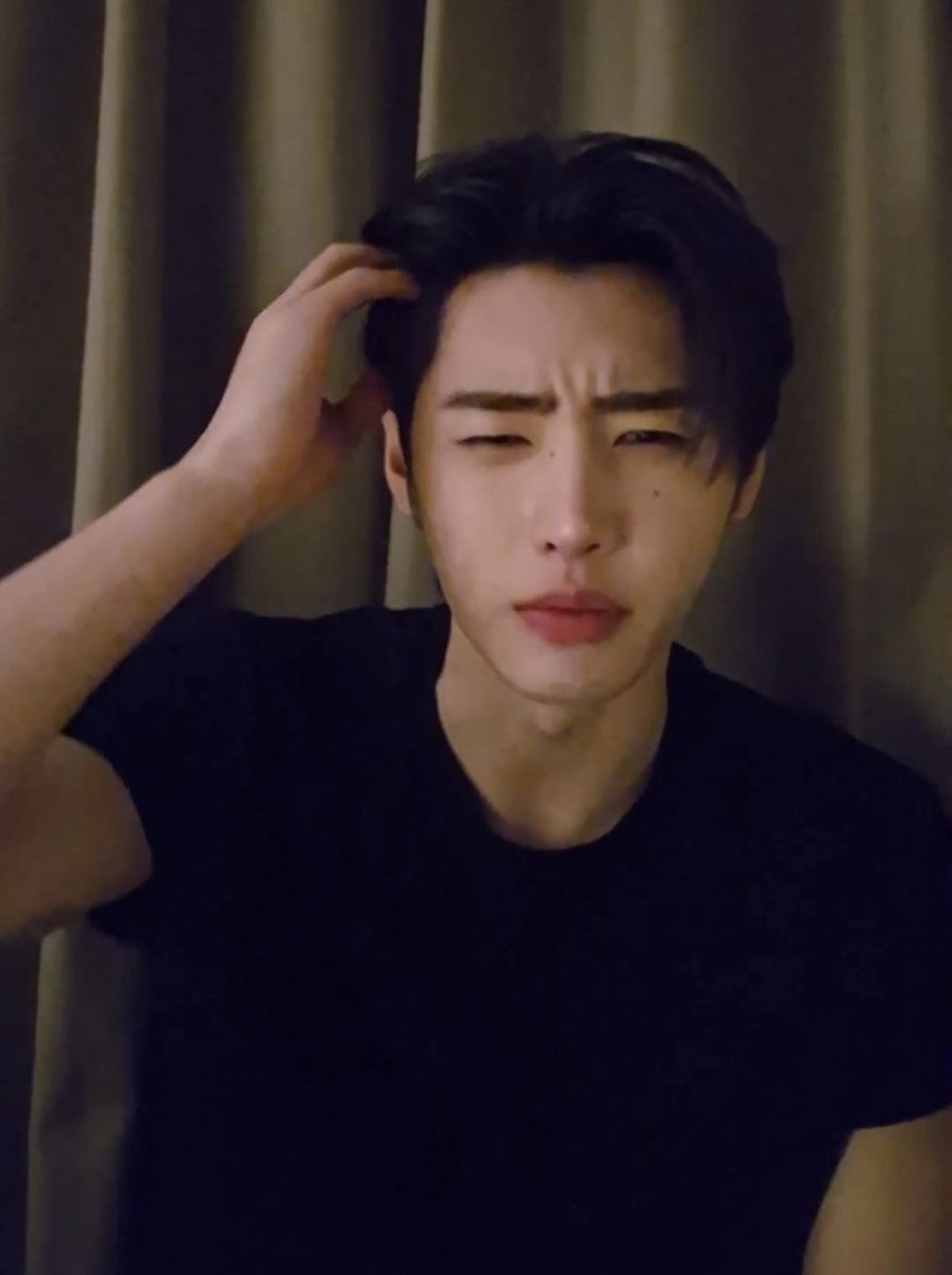 fleur you tweet media