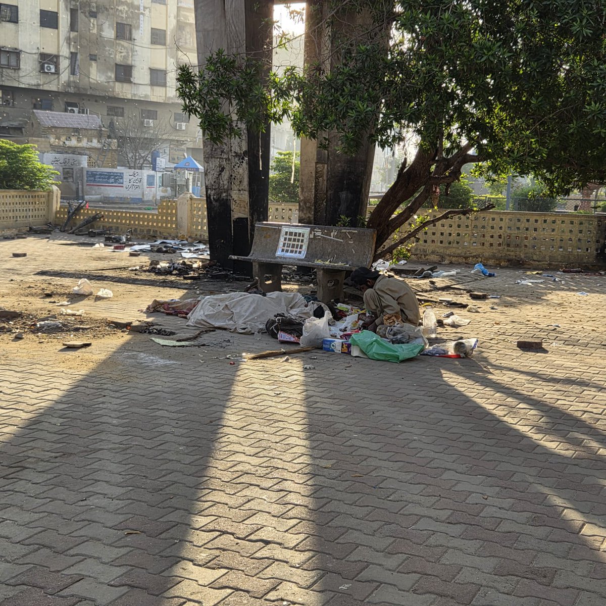 marvimazhar's tweet photo. Architects / Urban planners can only design. But care management and design continuity falls under maintenance of the city's local governance. How long can we see ribbon cutting events but instead a strategy which manages the city with an intent? https://t.co/zwmVhOvYUo