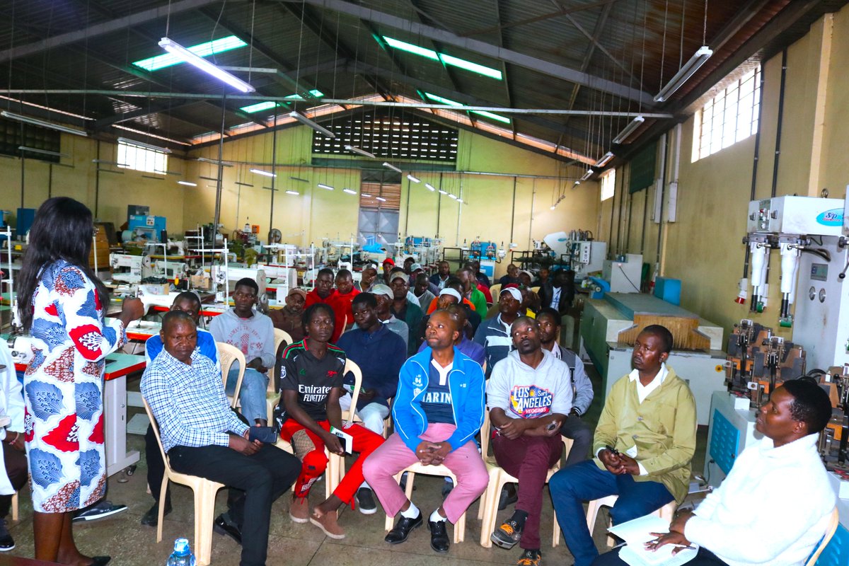 Kldc_official's tweet photo. 1/2
KLDC wrapped up a key stakeholder meeting with leather MSMEs at the Kariokor CMF. Together, we identified barriers, gathered feedback and co-created solutions to make the facility more accessible and effective for our artisans. https://t.co/6omdAsOV0S