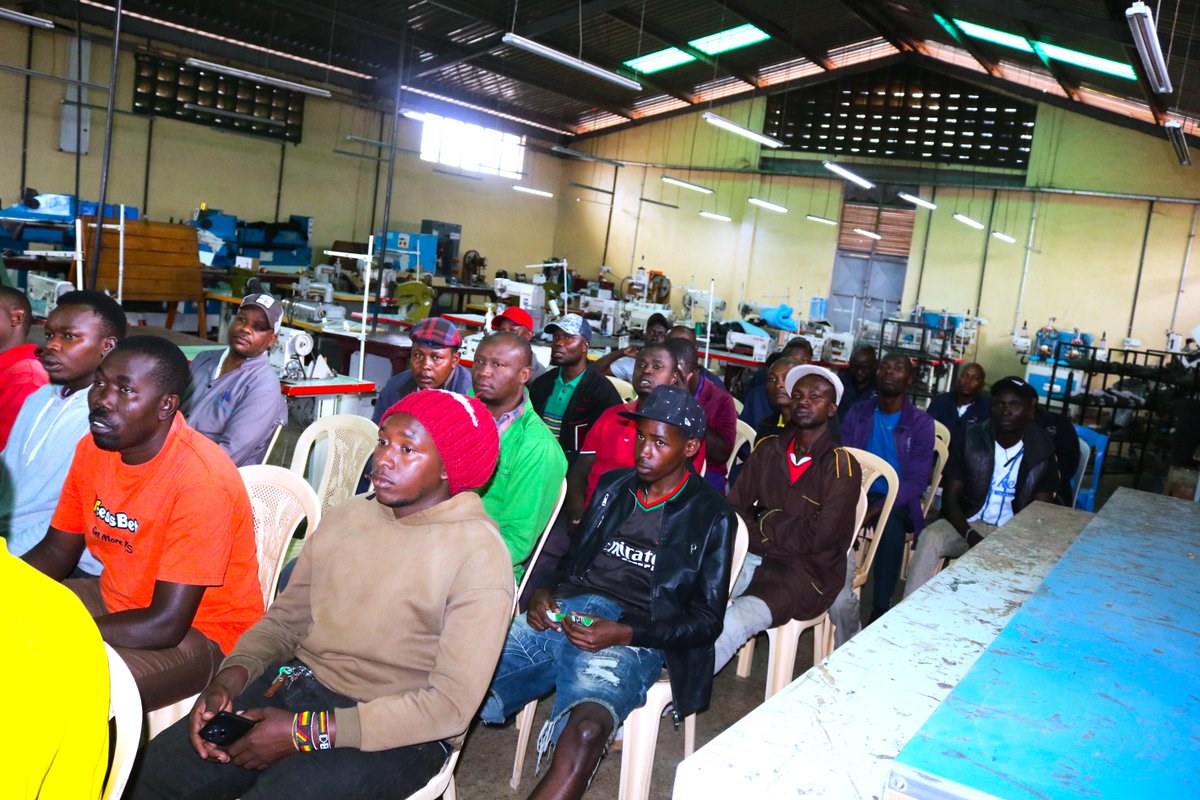 Kldc_official's tweet photo. 1/2
KLDC wrapped up a key stakeholder meeting with leather MSMEs at the Kariokor CMF. Together, we identified barriers, gathered feedback and co-created solutions to make the facility more accessible and effective for our artisans. https://t.co/6omdAsOV0S