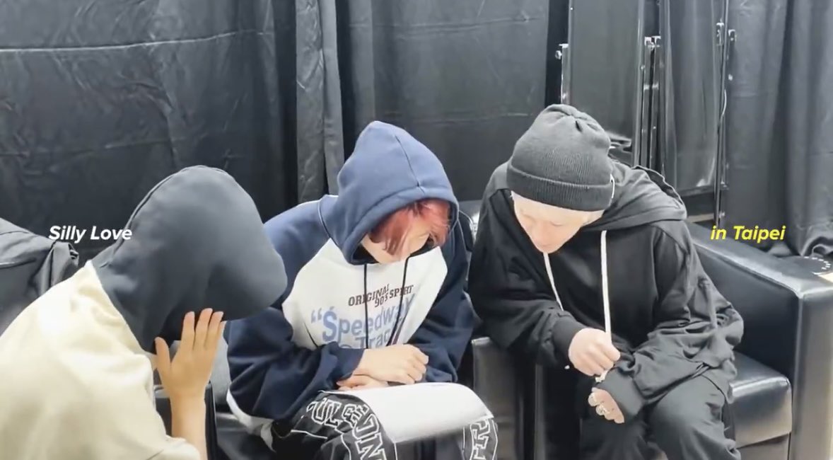 ㄘ ਰਿੈ °ਰਿੈ Ⴑ 🌠 tweet media