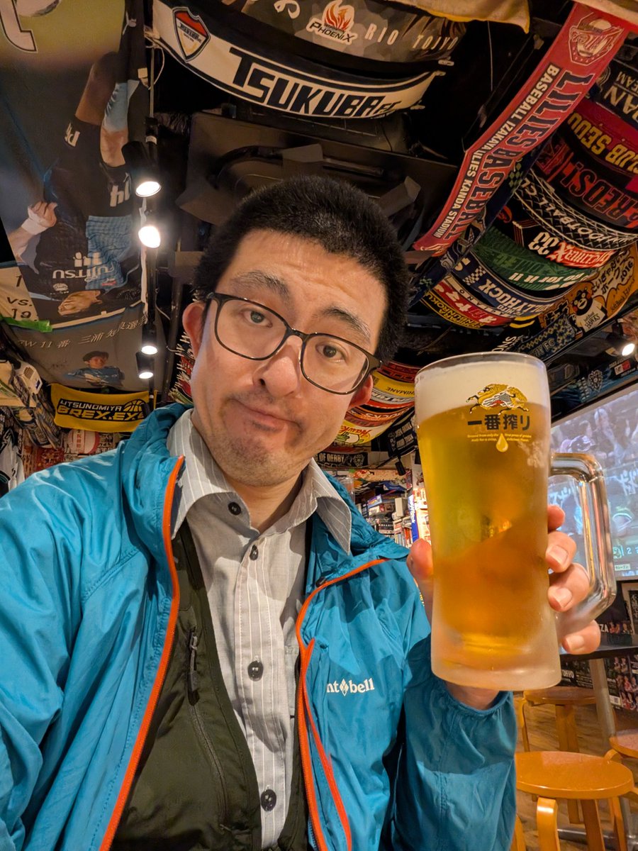 venedict1991's tweet image. こんばんは！
久しぶりの高円寺のスポーツ居酒屋、
KITEN！さんで一献してます🍺
明日泊まりだけども深酒せんごと（笑）
#若年寄見聞録 #高円寺 #スポーツ居酒屋
#KITEN #ゴリパラキッズの店 #一献
x.com/i/status/20186…