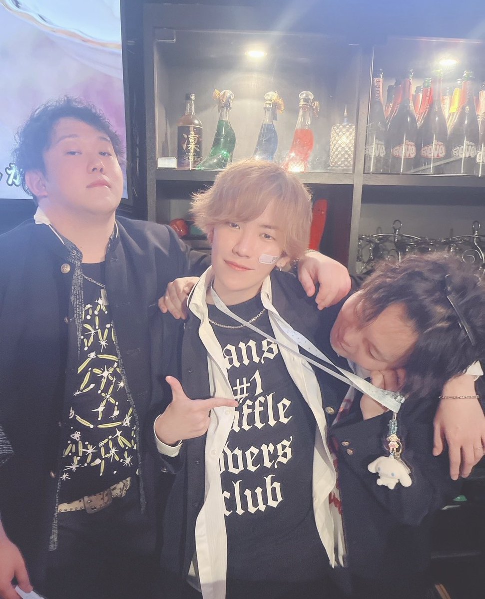 hellowin1007's tweet photo. 学ランイベント大盛況でした🫶 https://t.co/39vd2CpWqR