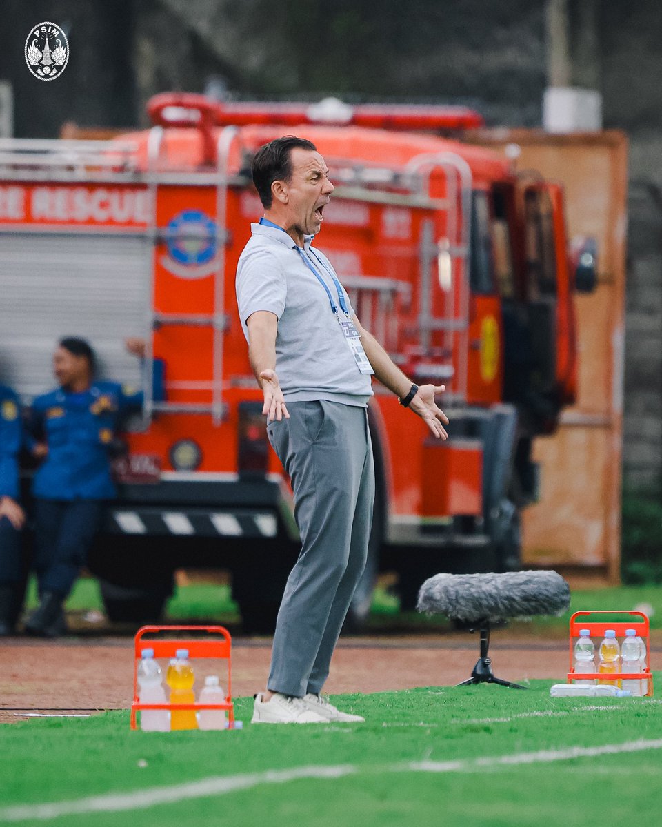 PSIMJOGJA's tweet image. Potret penggawa saat paruh pertama. 📸

#PSIMJogja
#StrongerThanEver
#Mataramday