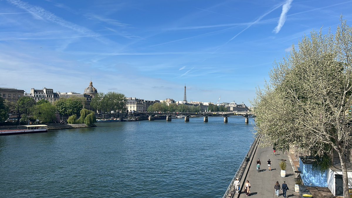 mari ♡ tweet media