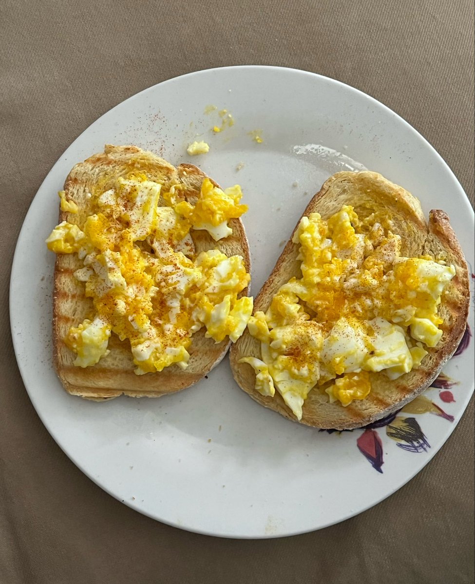 ira 𝜗𝜚 tweet media