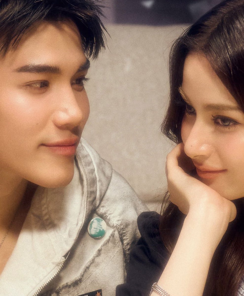 HOW ARE THEY SO BEAUTIFUL 🥹
look at them long lashes, pretty noses, perfect defined lips, flawless skin! And their set of mole that adds to their beauty. The two most beautiful people in the universe 

FOURTH COMEBACK TEASER 
#EverySingleDayFOURTH
#Fourthnattawat #โฟร์ทณัฐวรรธน์