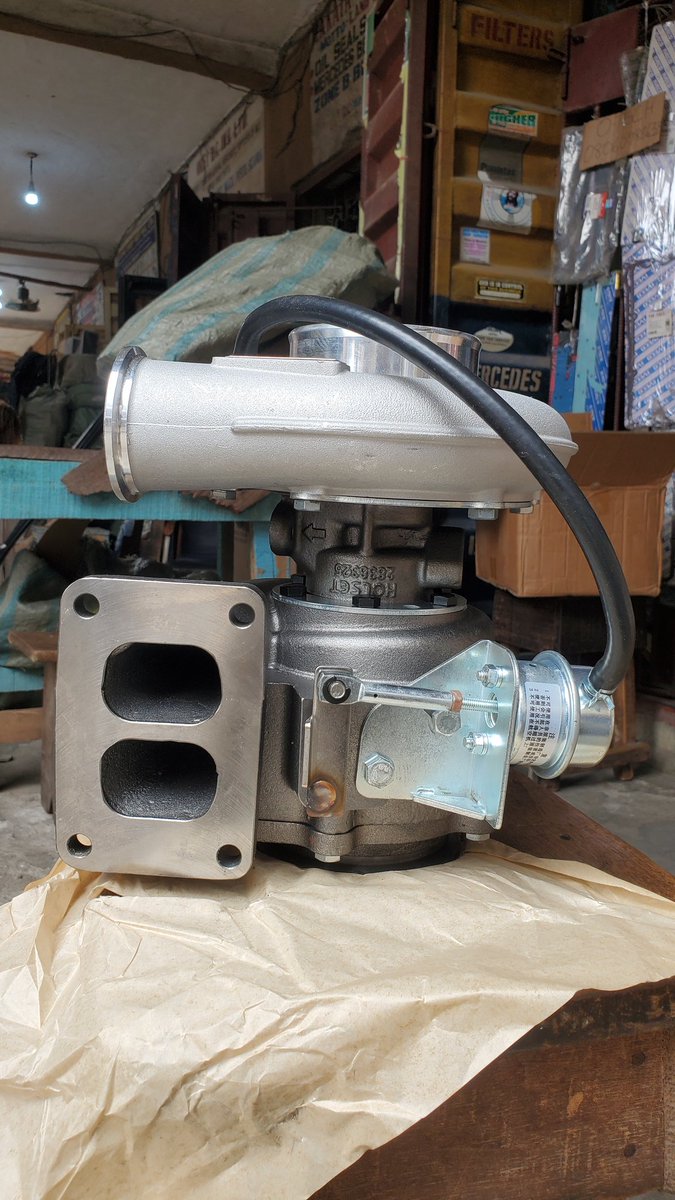 DChiefSmart's tweet photo. Heavy duty Truck parts purchase made easy.
You can now place your order and get it delivered to you with ease.
#Howo #DAF  #MANDISEL #MERCEDES #Renault #Scania #Volvo #Iveco #Mark 
Dm nowME
Active on whatsapp: 08133234090

Howo Turbo👌 https://t.co/wChrCl4OIm