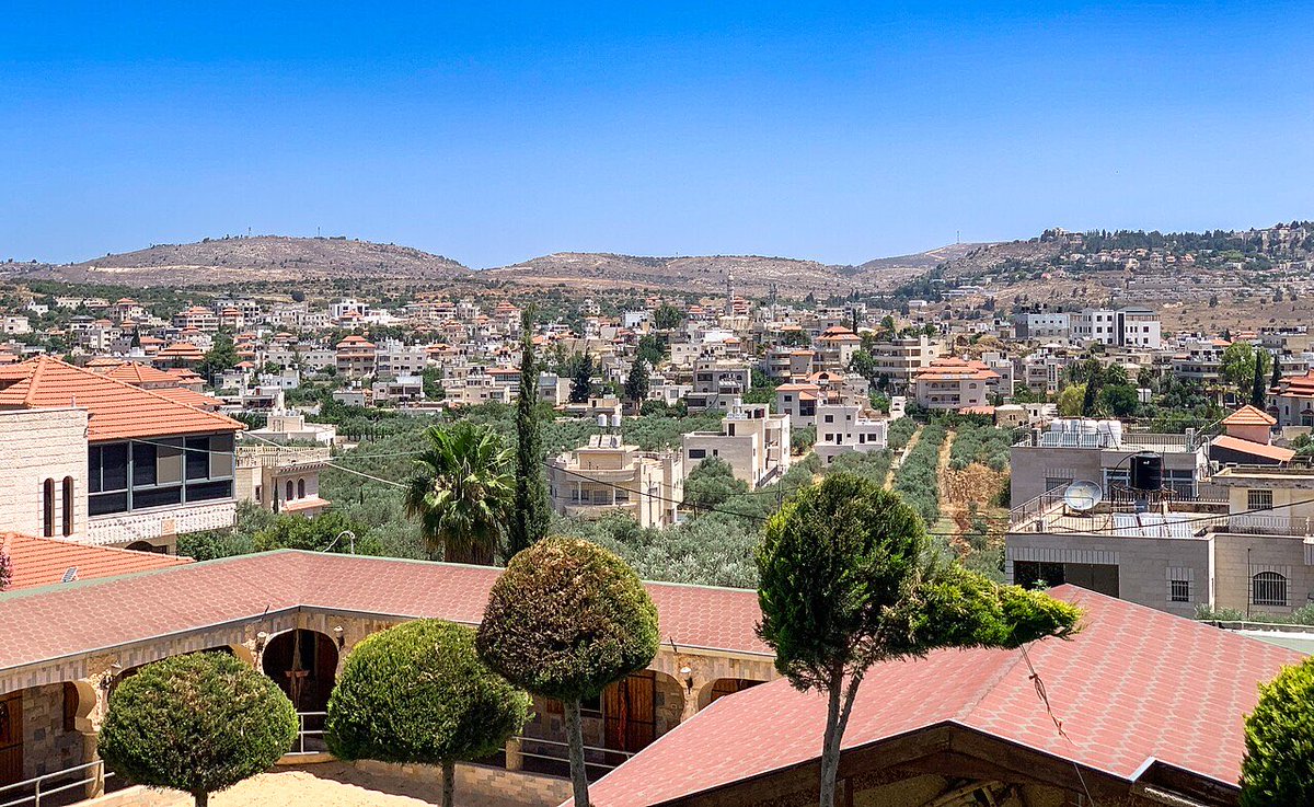 GeoRossignol's tweet image. 🇸🇾 Les interdictions d'alcool dans le nord de la Syrie s'étendent vers le sud.

Le conseil municipal de la ville touristique de Mneen émet une décision incluant: 
-L’interdiction de la vente d’alcool.
-L'interdiction d'accorder des licences aux boîtes de nuit.
-L'imposition de