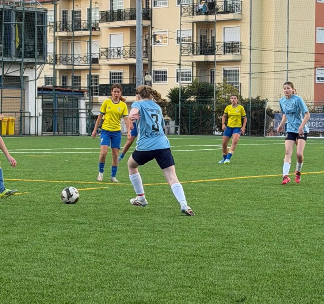 Mrs_Daye's tweet photo. Cia had another awesome experience with @scotlandcoerver to Portugal 🇵🇹 this week.  A great group of girls, led by superb coaches and back in her favoured number 3 jersey all added up to a tremendous trip.  She is buzzing! https://t.co/8rjh5Kophb