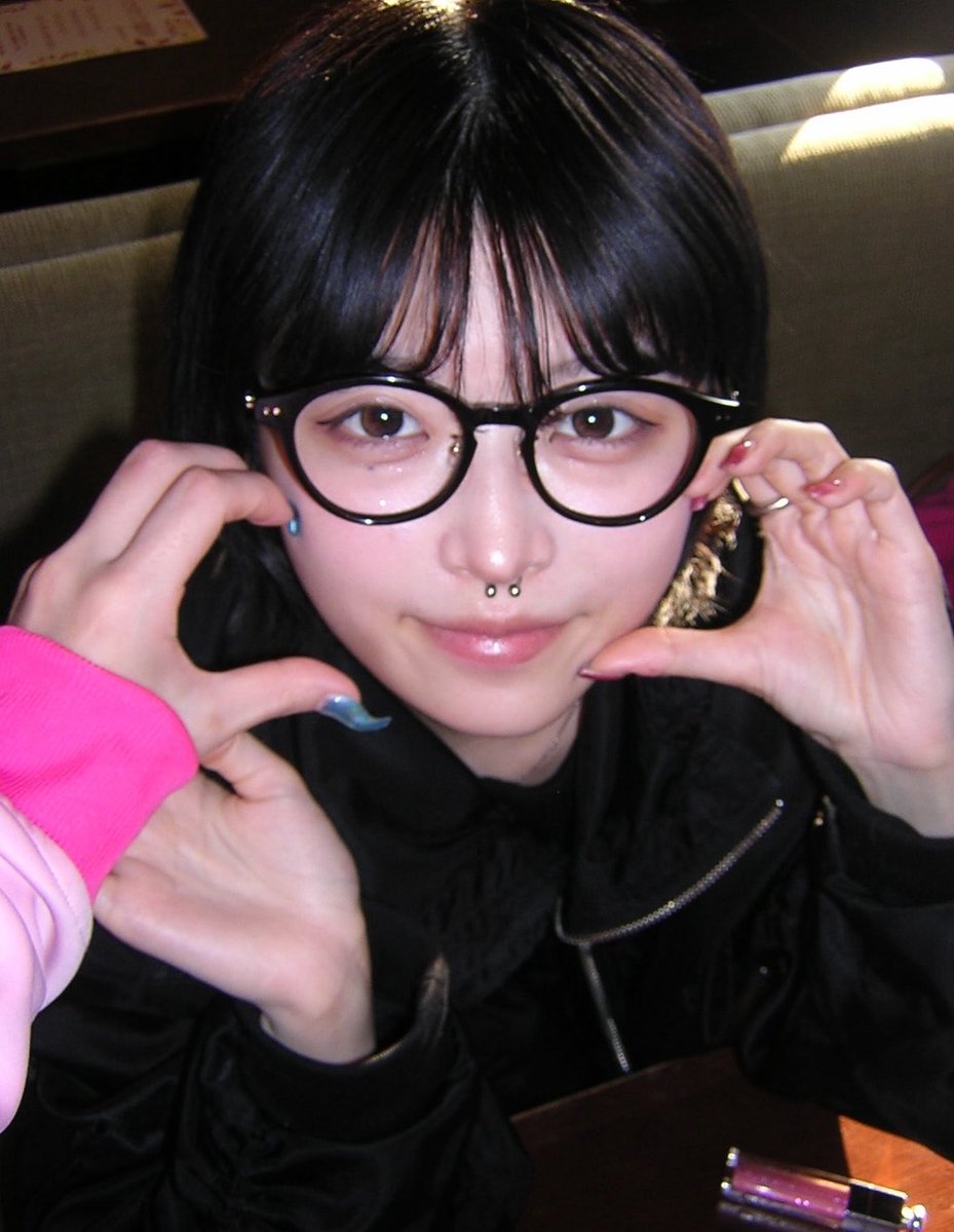 イソガイ👓オーマイグラス tweet media